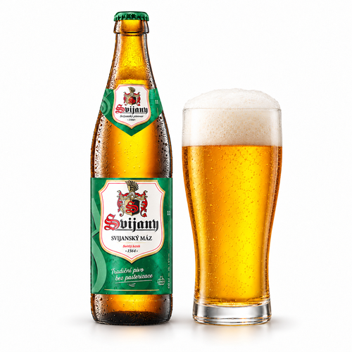 スヴィヤニ マーズ 11のラベル付き瓶と黄金色のビールを注いだグラス
