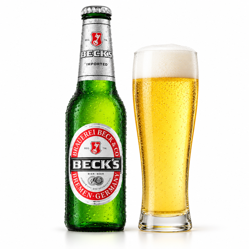 ベックスのラベル付きボトル全体とグラスに注いだビール