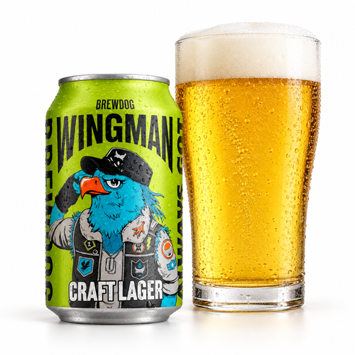 ブリュードッグ ウイングマン クラフトラガーのラベル付き缶全体とビールを注いだグラス(生成イメージ)